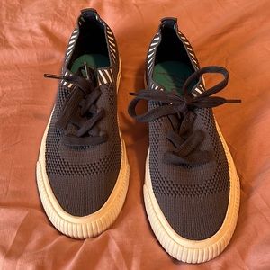 NWOT Blowfish Sneakers